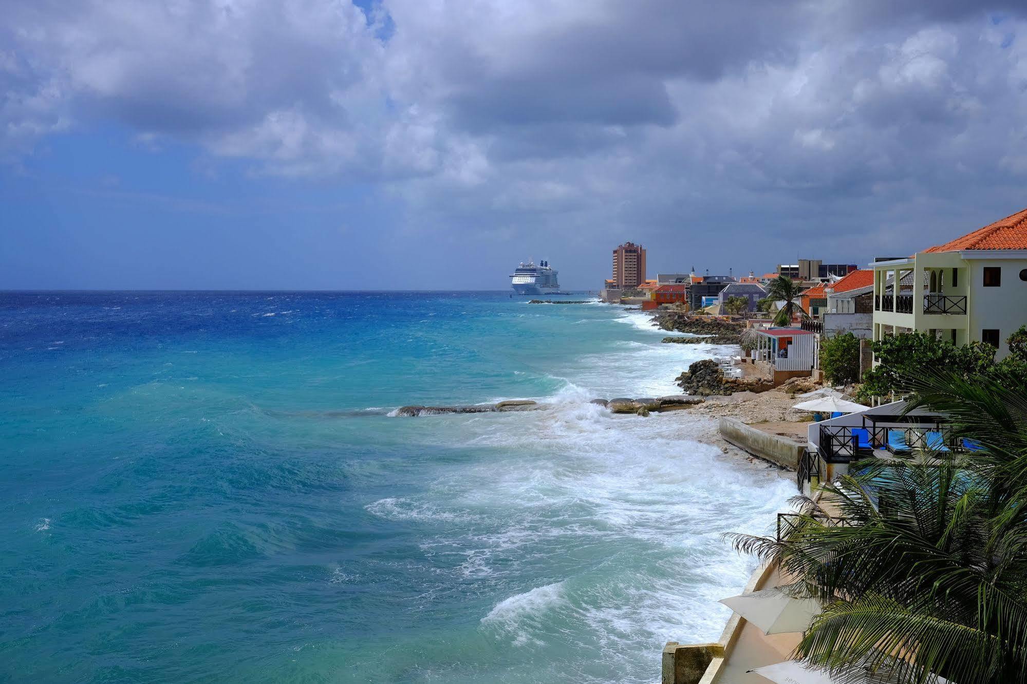 Saint Tropez Boutique Hotel Willemstad Exterior photo